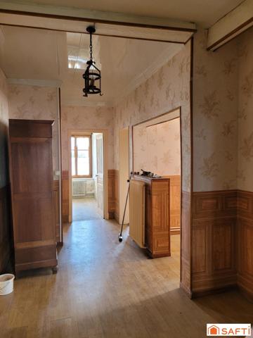 Maison familiale 5 chambres avec garage et annexe