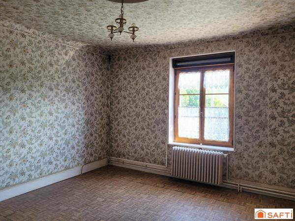 Maison familiale 5 chambres avec garage et annexe