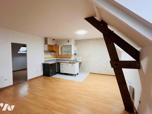 Appartement face à la gare de SAUMUR 