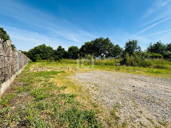 Sainte Pazanne, Terrain  à bâtir de 484 m² viabilisé