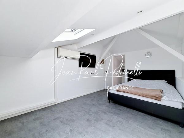 SAINT-RAPHAËL Valescure - Investissement locatif / Résidence principale Appartement 3 pièces duplex  59 m² au sol • 6 couchages • parking privatif • vendu meublé