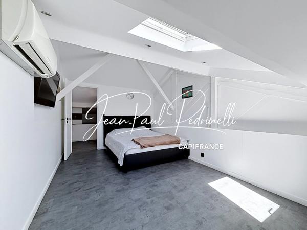 SAINT-RAPHAËL Valescure - Investissement locatif / Résidence principale Appartement 3 pièces duplex  59 m² au sol • 6 couchages • parking privatif • vendu meublé