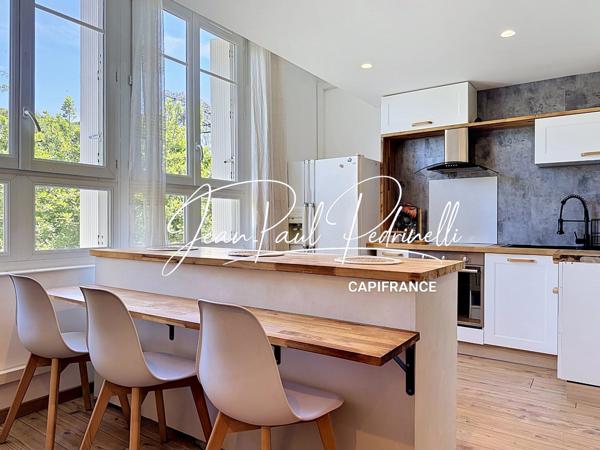 SAINT-RAPHAËL Valescure - Investissement locatif / Résidence principale Appartement 3 pièces duplex  59 m² au sol • 6 couchages • parking privatif • vendu meublé