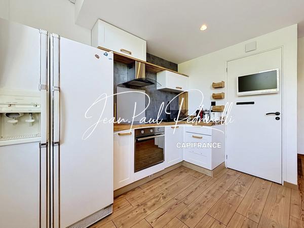 SAINT-RAPHAËL Valescure - Investissement locatif / Résidence principale Appartement 3 pièces duplex  59 m² au sol • 6 couchages • parking privatif • vendu meublé