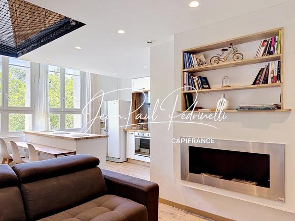 SAINT-RAPHAËL Valescure - Investissement locatif / Résidence principale Appartement 3 pièces duplex  59 m² au sol • 6 couchages • parking privatif • vendu meublé