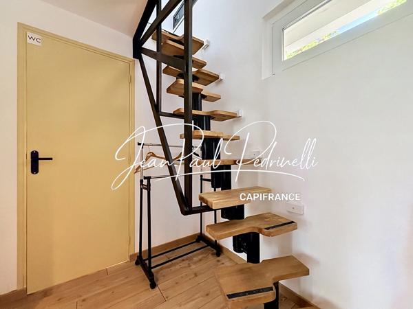 SAINT-RAPHAËL Valescure - Investissement locatif / Résidence principale Appartement 3 pièces duplex  59 m² au sol • 6 couchages • parking privatif • vendu meublé