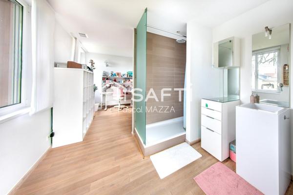 superbe maison d'architecte de 220m² avec piscine