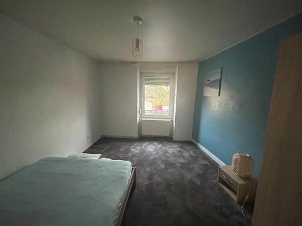 Appartement à louer 3 pièces 62.78m² Belfort (90000)