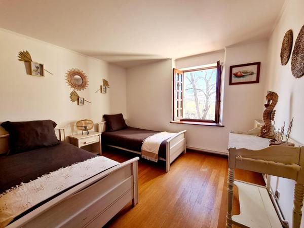 Charmante propriété composée de deux logements