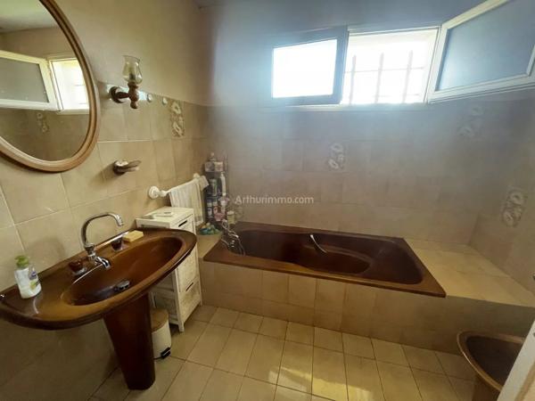 Vente                                                      Maison
                        
                     7 pièces                      123 m2                     à Albi