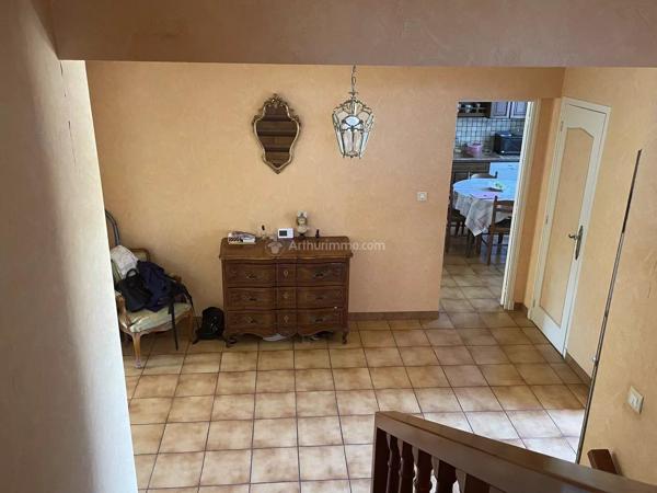 Vente                                                      Maison
                        
                     7 pièces                      123 m2                     à Albi