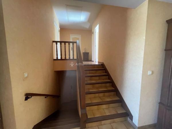 Vente                                                      Maison
                        
                     7 pièces                      123 m2                     à Albi