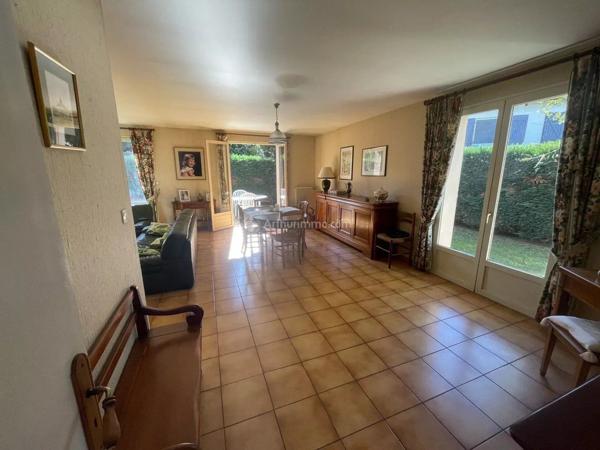 Vente                                                      Maison
                        
                     7 pièces                      123 m2                     à Albi