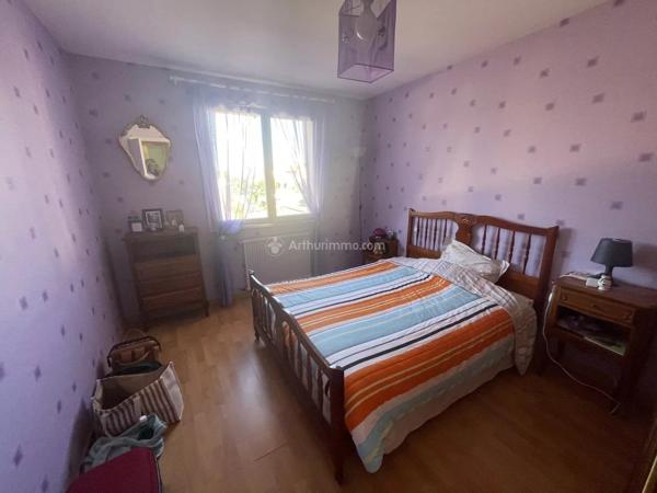 Vente                                                      Maison
                        
                     7 pièces                      123 m2                     à Albi