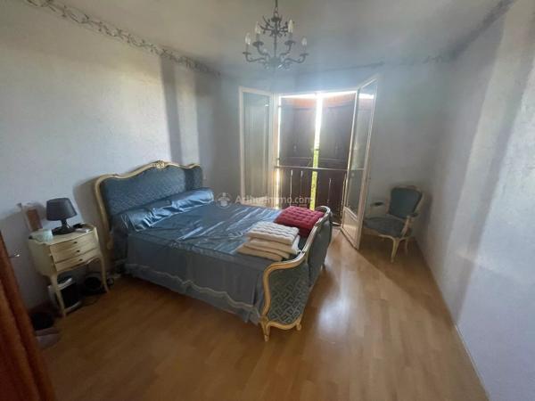 Vente                                                      Maison
                        
                     7 pièces                      123 m2                     à Albi