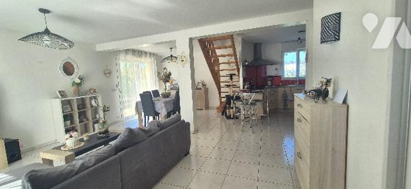 Pavillon trois chambres dont une de plein pied