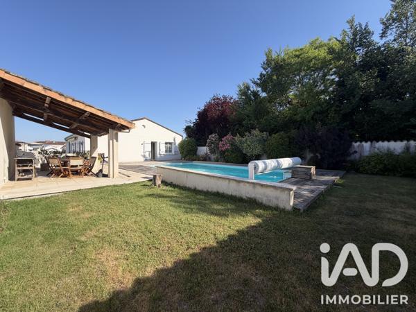 Maison à vendre 4 pièces 169 m² Gond-Pontouvre