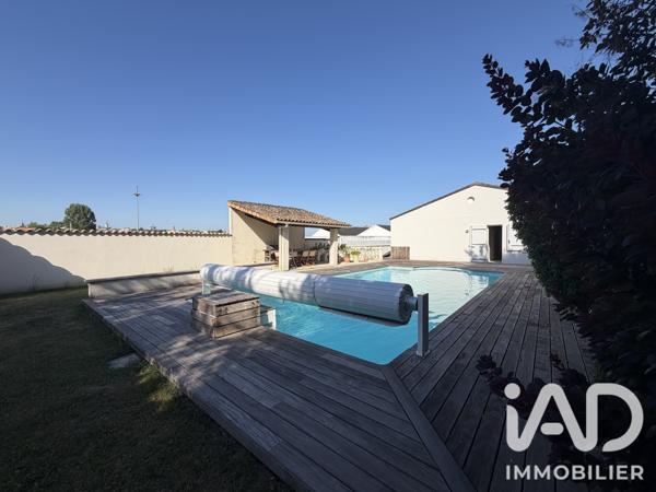 Maison à vendre 4 pièces 169 m² Gond-Pontouvre