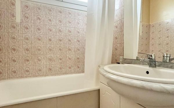 Maison à vendre    4 pièces • 84,14 m2 Gasville-Oisème