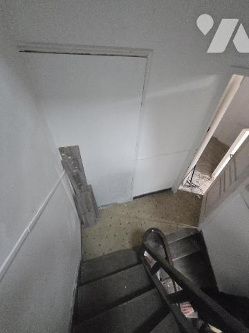 Secteur gare Angers maison avec cour composée de 3 logements