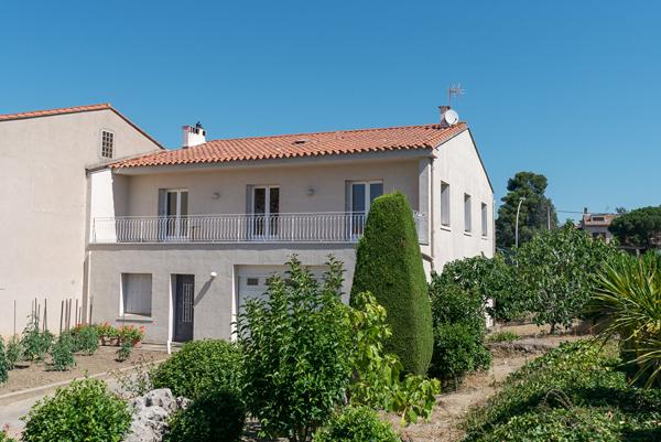 CARCASSONNE – CENTRE Maison T5 de 287m² (158m²) avec vaste garage et jardin de 600m²