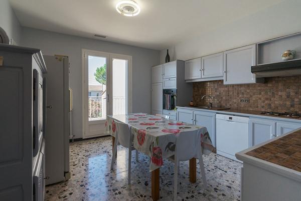 CARCASSONNE – CENTRE Maison T5 de 287m² (158m²) avec vaste garage et jardin de 600m²