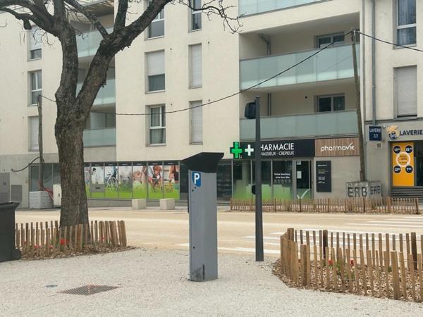 Local/bureau à louer CREPIEUX LA PAPE (69) surface 74 m2