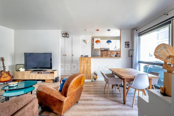 Appartement à vendre 2 pièces PARIS 20EME ARRONDISSEMENT (75) avec balcon de 6 m2