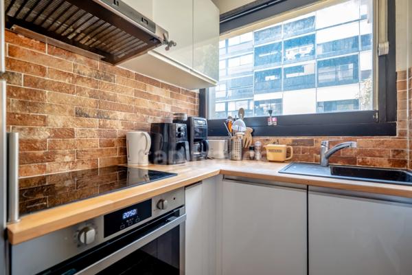 Appartement à vendre 2 pièces PARIS 20EME ARRONDISSEMENT (75) avec balcon de 6 m2