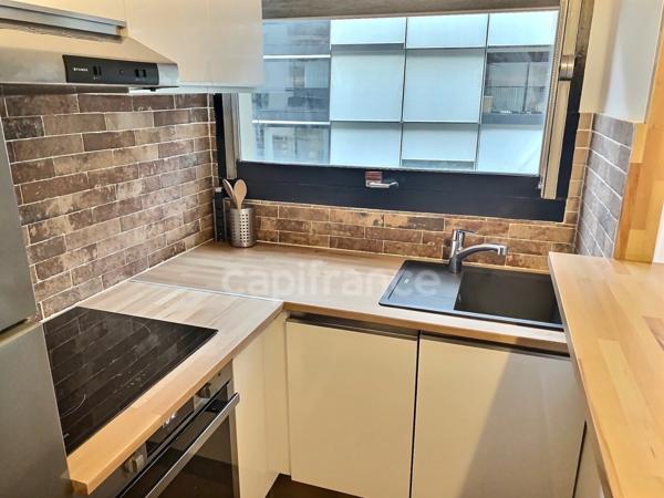 Appartement à vendre 2 pièces PARIS 20EME ARRONDISSEMENT (75) avec balcon de 6 m2