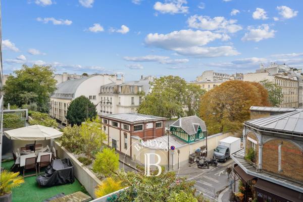Paris 16ème, Appartement 2 Chambres -  97 m² à vendre