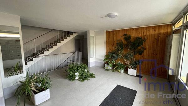 Appartement 2 pièces                                        - 42000 Saint-Étienne Réf : 2880-CIFVFOREZVELAY