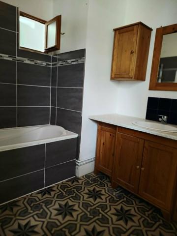 Maison à BONNINGUES-LES-CALAIS, 62340 - 4 pièces 143m²