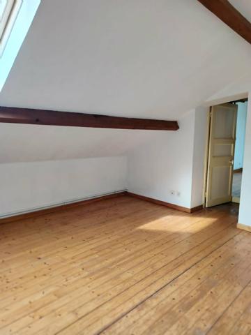 Maison à BONNINGUES-LES-CALAIS, 62340 - 4 pièces 143m²
