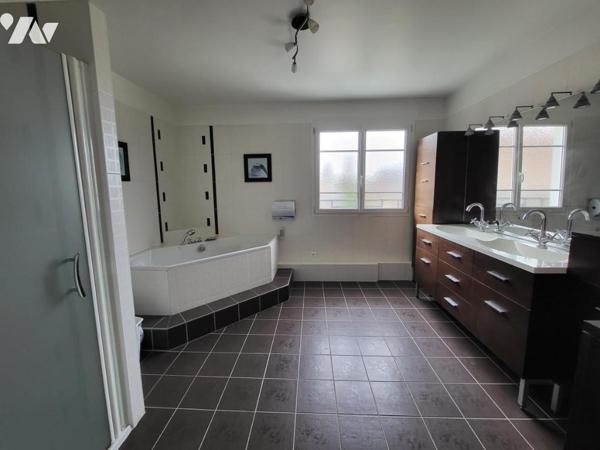 RUE DE CERNAY - MAISON DE VILLE TYPE 9