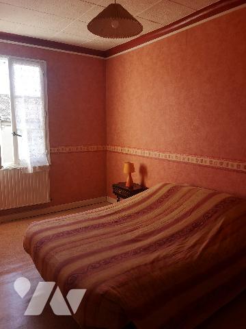 Rachecourt, maison de village F5 avec intérieur à rafraichir