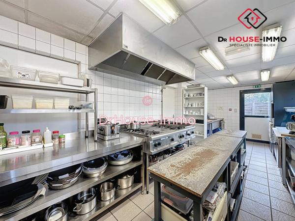 Commerce à vendre 3 pièces de 130 m²