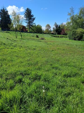 Terrain à ABREST, 03200 - 1413m²