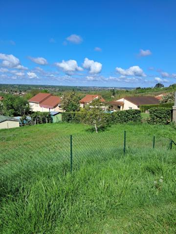 Terrain à ABREST, 03200 - 1413m²