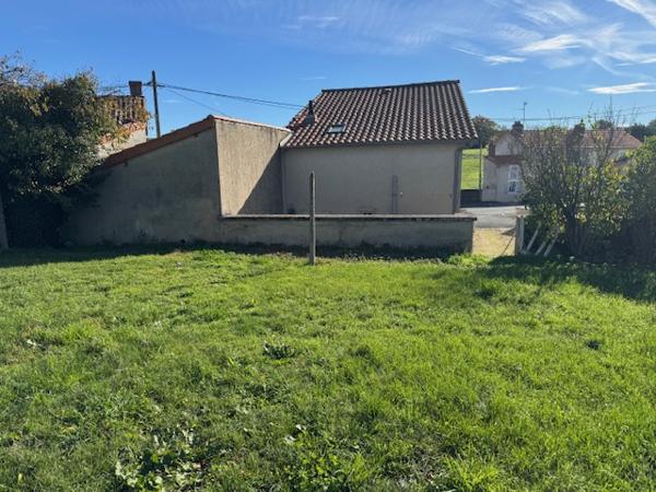 Maison avec jardin et garage