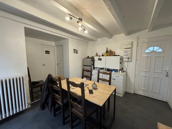Maison avec jardin et garage