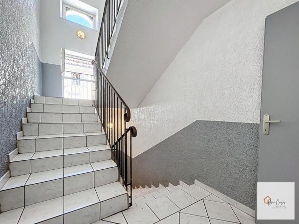 Immeuble de rapport : 12 lots - 780m² - Renta 11%