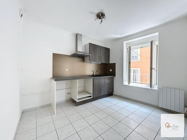 Immeuble de rapport : 12 lots - 780m² - Renta 11%