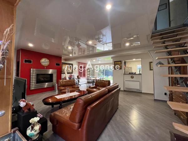 Maison à FONTAINE-LA-GAILLARDE, 89100 - 7 pièces 220m²