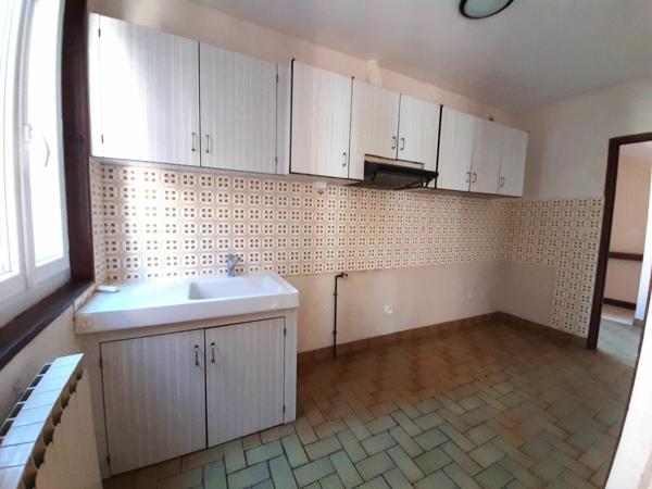 Maison à vendre    7 pièces • 168 m2 Marcillac-Vallon