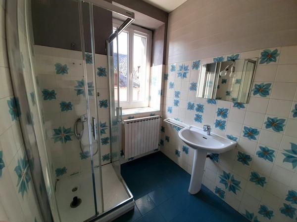 Maison à vendre    7 pièces • 168 m2 Marcillac-Vallon