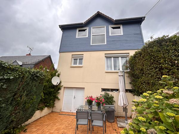 Maison individuelle Boisguillaume - 105m² - 4 chambres - cour fermée - sous sol - Quartier Hyatt - Gare