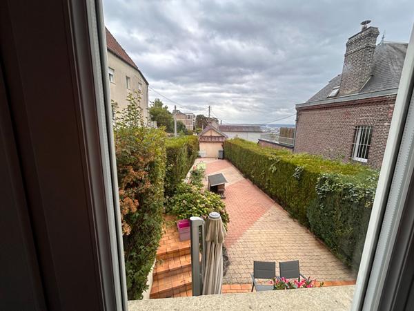 Maison individuelle Boisguillaume - 105m² - 4 chambres - cour fermée - sous sol - Quartier Hyatt - Gare