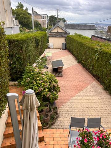 Maison individuelle Boisguillaume - 105m² - 4 chambres - cour fermée - sous sol - Quartier Hyatt - Gare