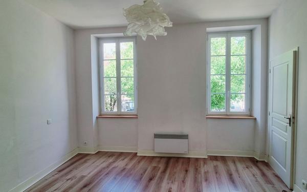 Appartement à louer    3 pièces • 89 m2 Albi